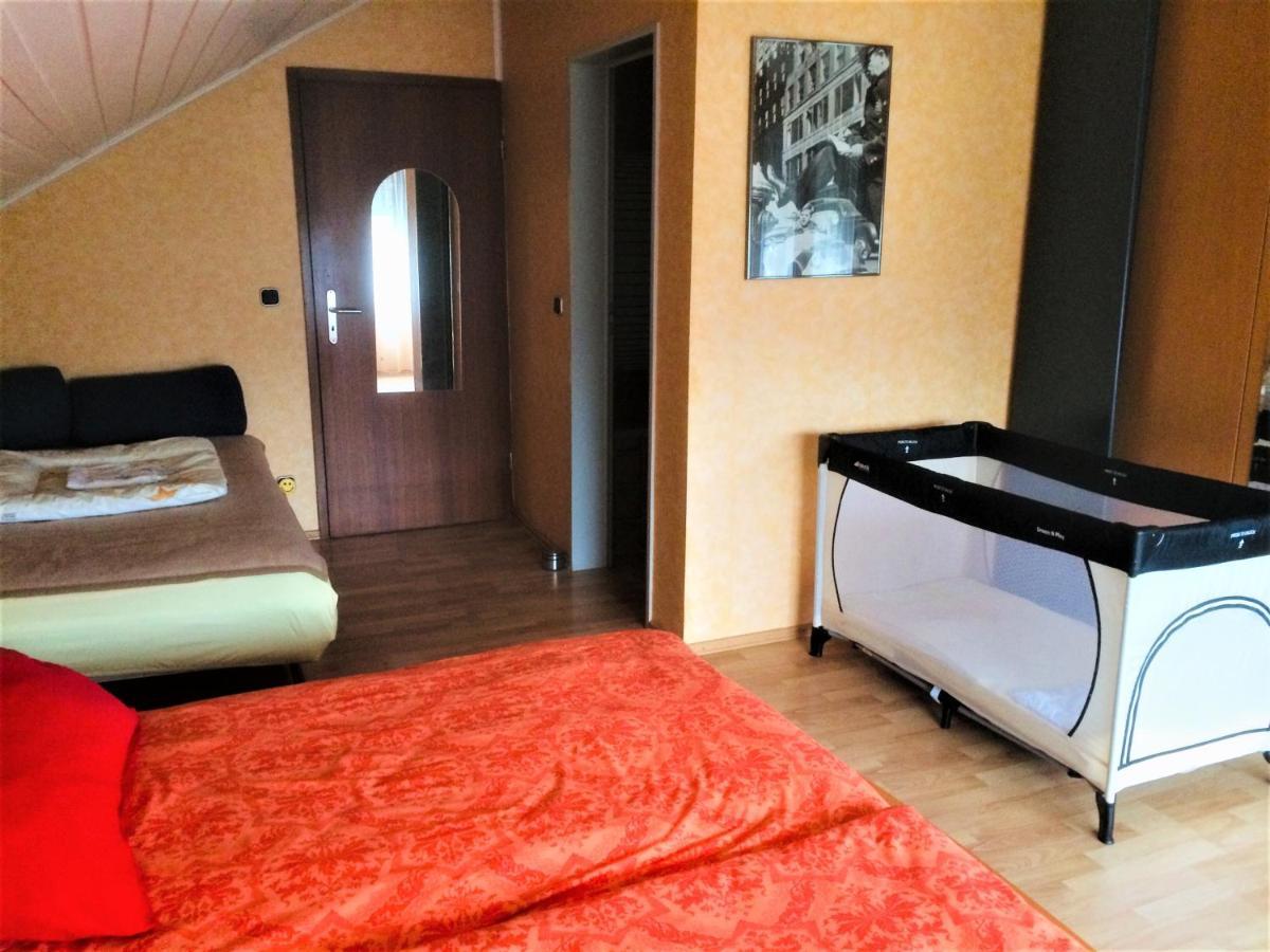 Super Xxl Ferienwohnung 73 Qm, Mit Balkon Cadolzburg 외부 사진